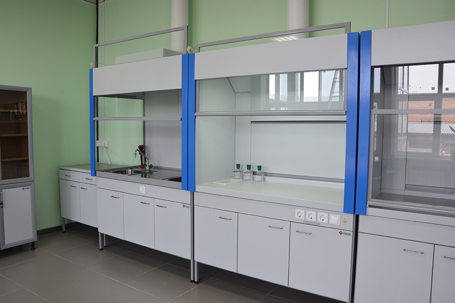Лабораторные шкафы в Новосибирске вытяжные с установкой