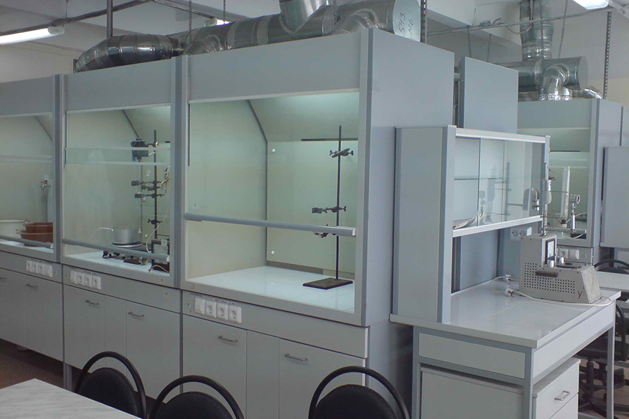 Лабораторный шкаф вытяжной профильный ШВ-202НОО напольные, настенные и навесные