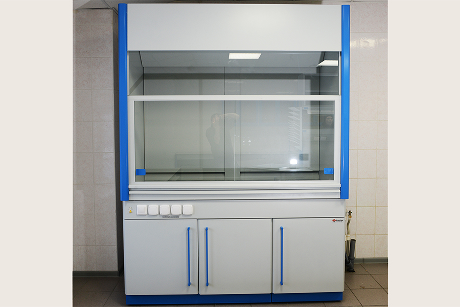 Лабораторный шкаф вытяжной ШВП-3К для документации или одежды